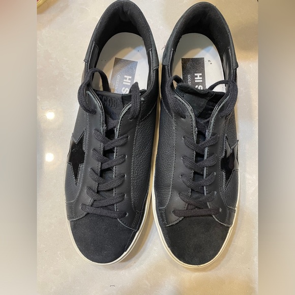 Golden Goose Leather Hi Star Sneakers. Black. Size 9. Used, like new condition. - Picture 4 of 4